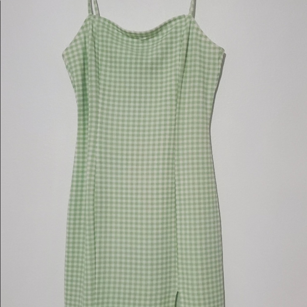 IN SEARCH OF - H&M Gingham/Checkered Bodycon Dress